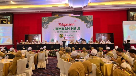 Dirjen PHU Lepas 289 Jamaah Haji Khusus Maghfirah Travel